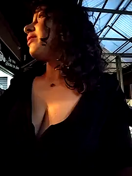 Kyes_Dreams3's cam snapshot