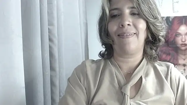 Victoria_meester's cam snapshot