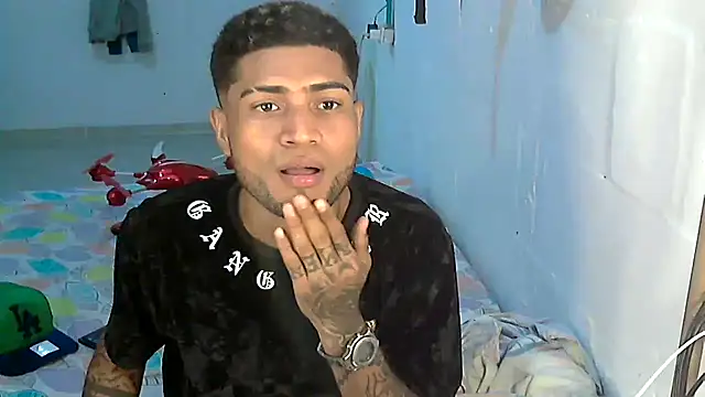 AXionX's cam snapshot