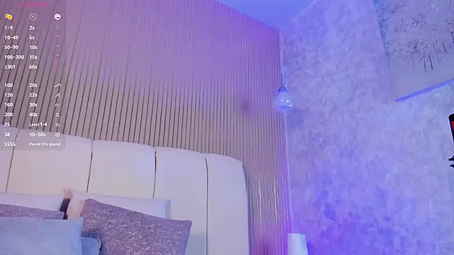 Ivana_Hall's cam snapshot