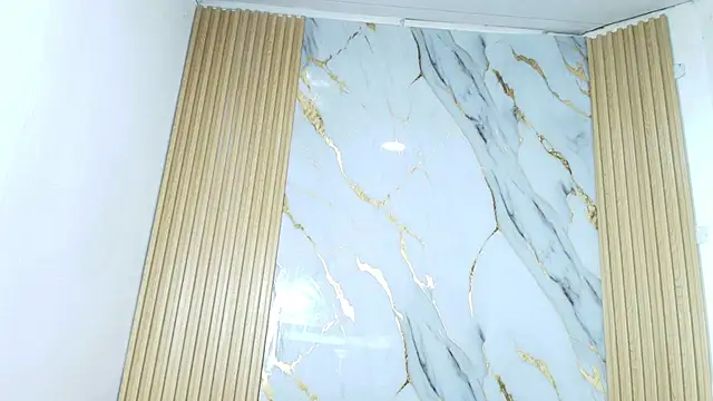 Luluu_08 live sex cam