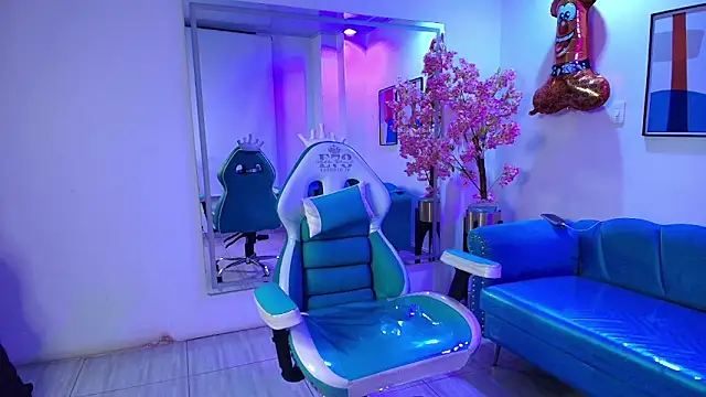 Alissa_ricek's cam snapshot