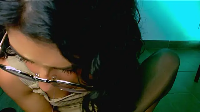 Sara_ow's cam snapshot