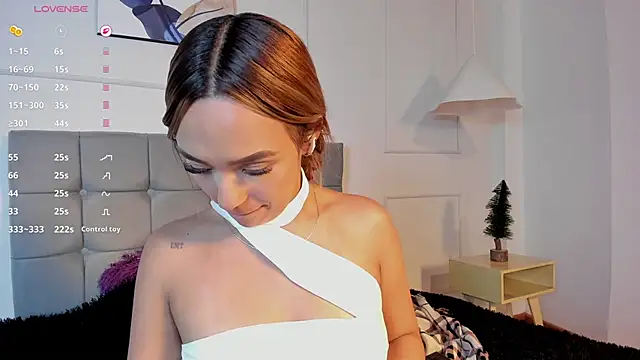 nikolevoshkie_'s cam snapshot