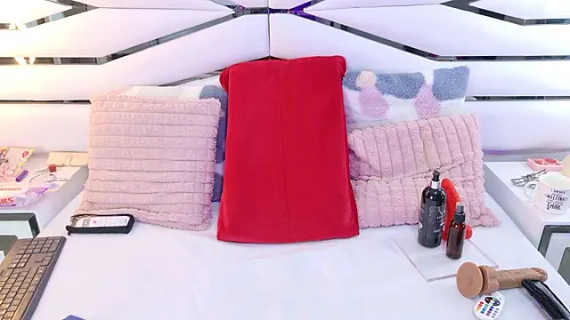 AlliciaKim's cam snapshot