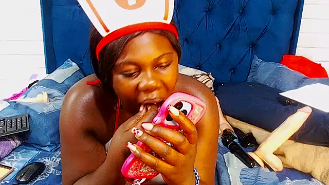 DarkCherryx's cam snapshot