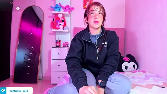 Vannessa__Shy live sex cam