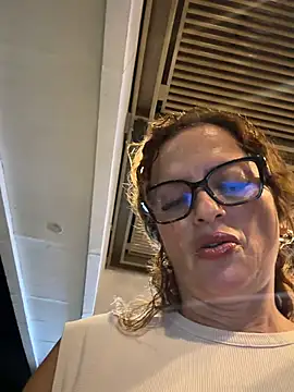 CioniWeiss live sex cam