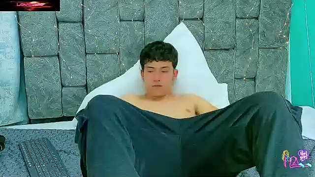 SamBoycash_ live sex cam