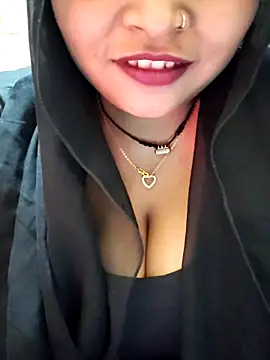 Indian-Nazia's cam snapshot