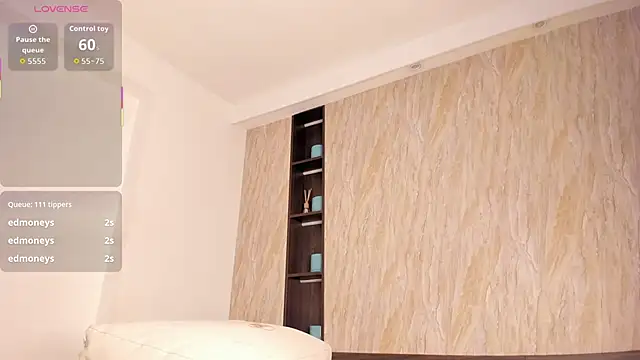 ayla_velt's cam snapshot