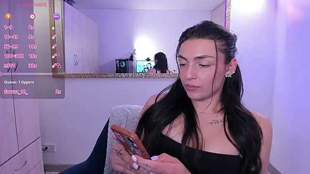 EricaVanderhill live sex cam