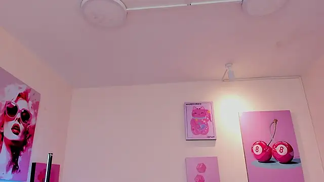 candySkyy_'s cam snapshot