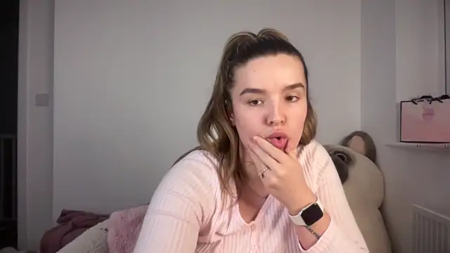 maisiesmithx live sex cam