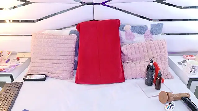 AlliciaKim's cam snapshot