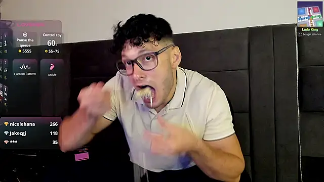 alejandro__2 live sex cam