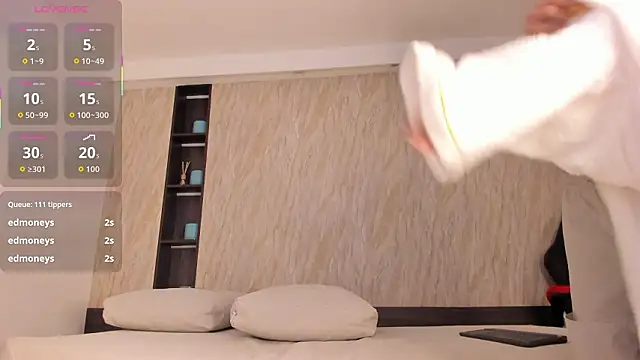 ayla_velt's cam snapshot