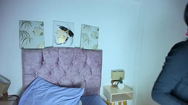 Skye_Moore's cam snapshot