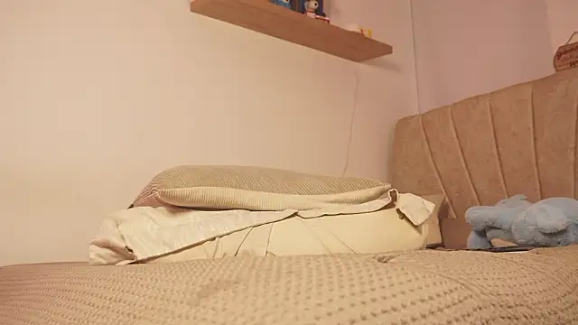 sweetlittlevenus's cam snapshot