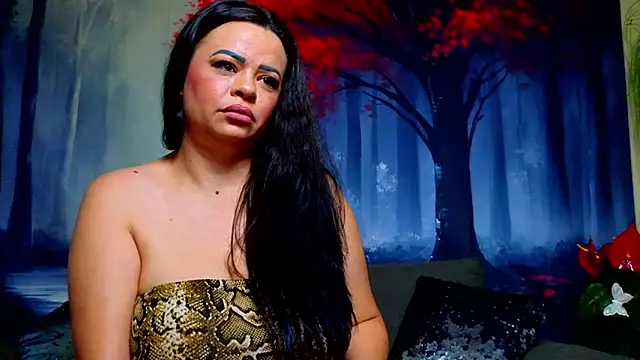 ElizabethEven's cam snapshot