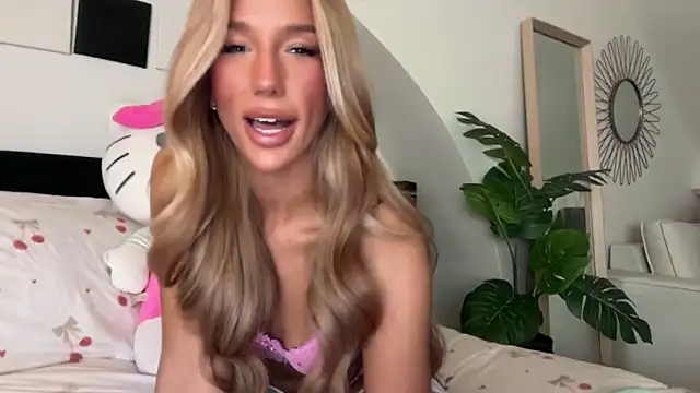 KENNIEXROSE's cam snapshot