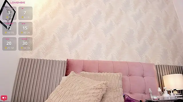 Kimmie_kaboom_x live sex cam