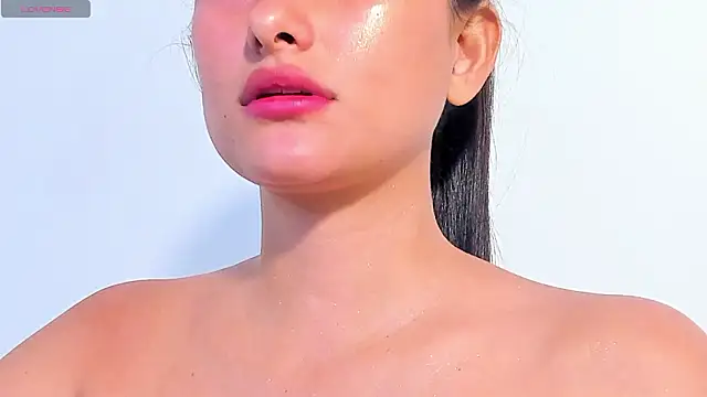 VioletHilton's cam snapshot