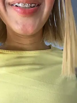 SweetBunnyGF's cam snapshot