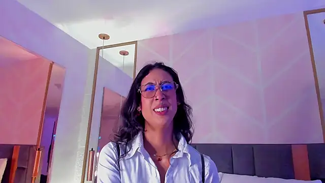 GabyPetit's cam snapshot