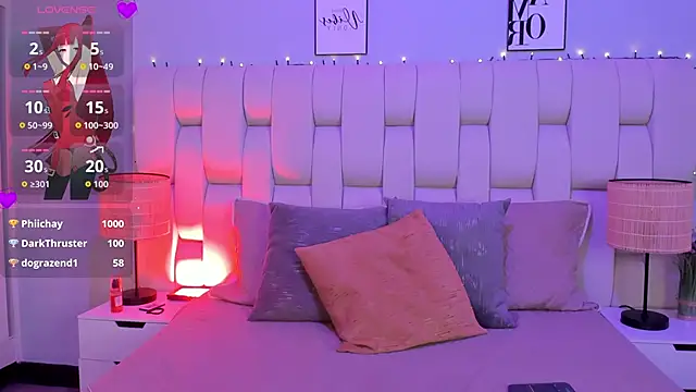 SkinnyFoxy's cam snapshot