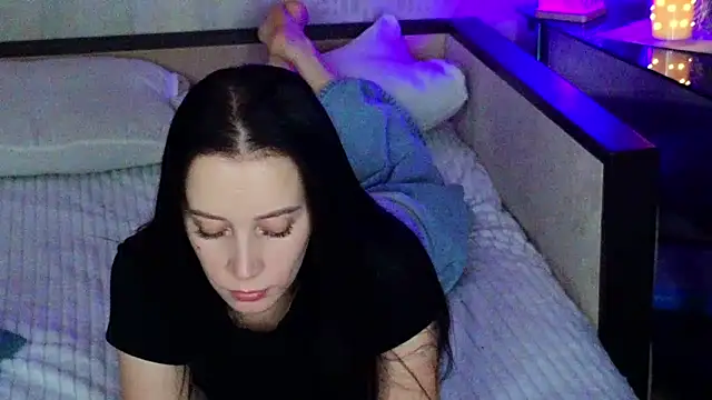 MonicaSweetx's cam snapshot