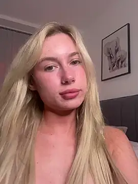 SexySaraxxoo's cam snapshot