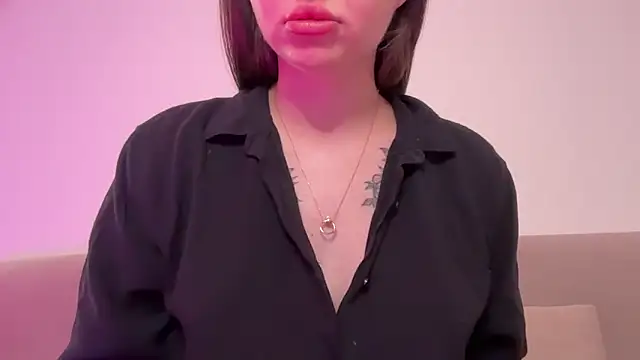 AlmaryKim live sex cam