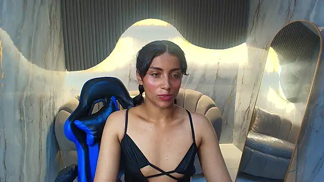 katty_berry_r's cam snapshot