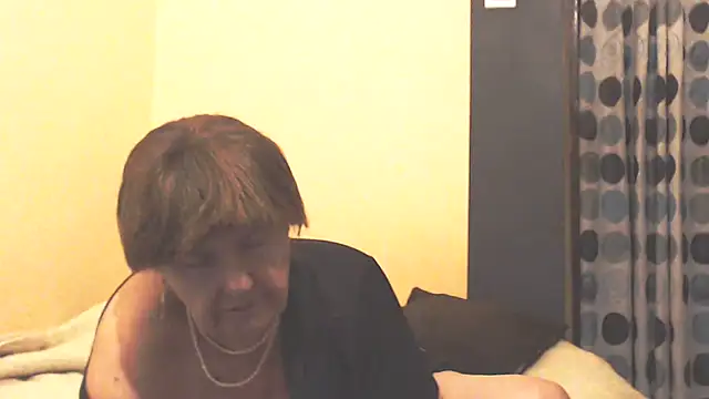 MioritaHard's cam snapshot