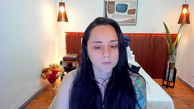 KatherineBond's cam snapshot