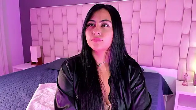 Mia_cm's cam snapshot