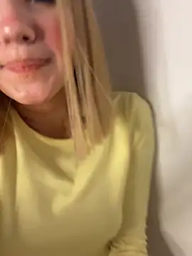 SweetBunnyGF's cam snapshot