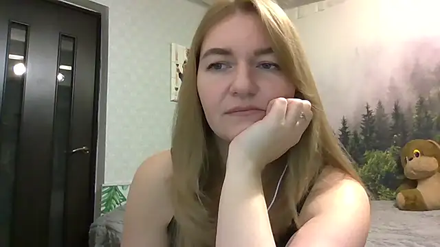 CandyOLimeX's cam snapshot