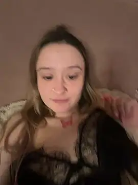 LilyLuck_'s cam snapshot