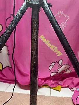 m_yummyshish's cam snapshot