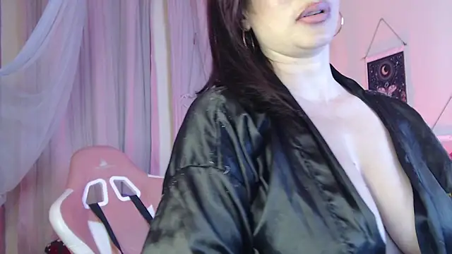 Aliiz_01's cam snapshot