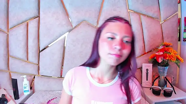 MelanyAss_'s cam snapshot