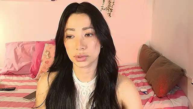 lilyy_evanss's cam snapshot