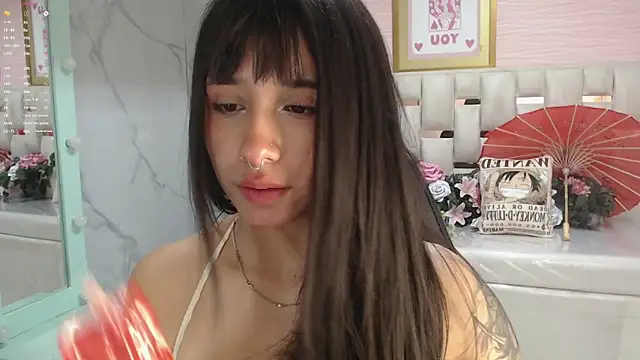 allyssa_bellini_s's cam snapshot