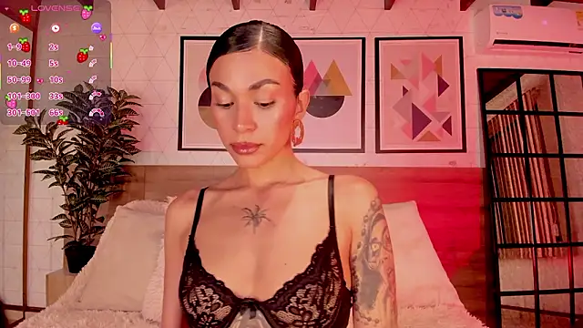 LunaRuso's cam snapshot