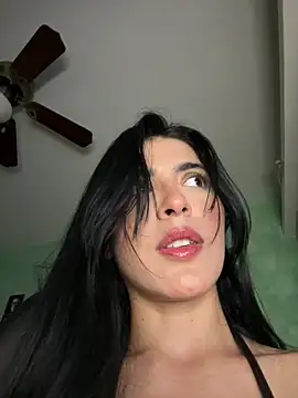 Cristal_Cerati_'s cam snapshot