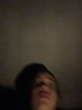 NAUGHTY_LITTLE_18 live sex cam