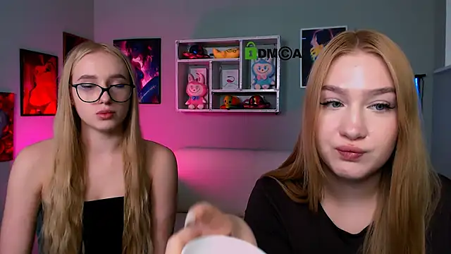 playful_sophie live sex cam