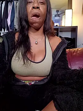 Kennady_Buxum_Goddess live sex cam